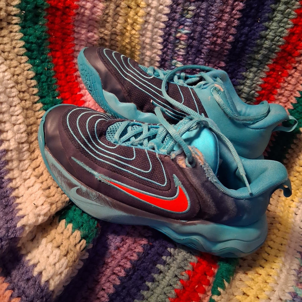 Nike Kids Sneakers - Teal and Red - Picture 4 of 10